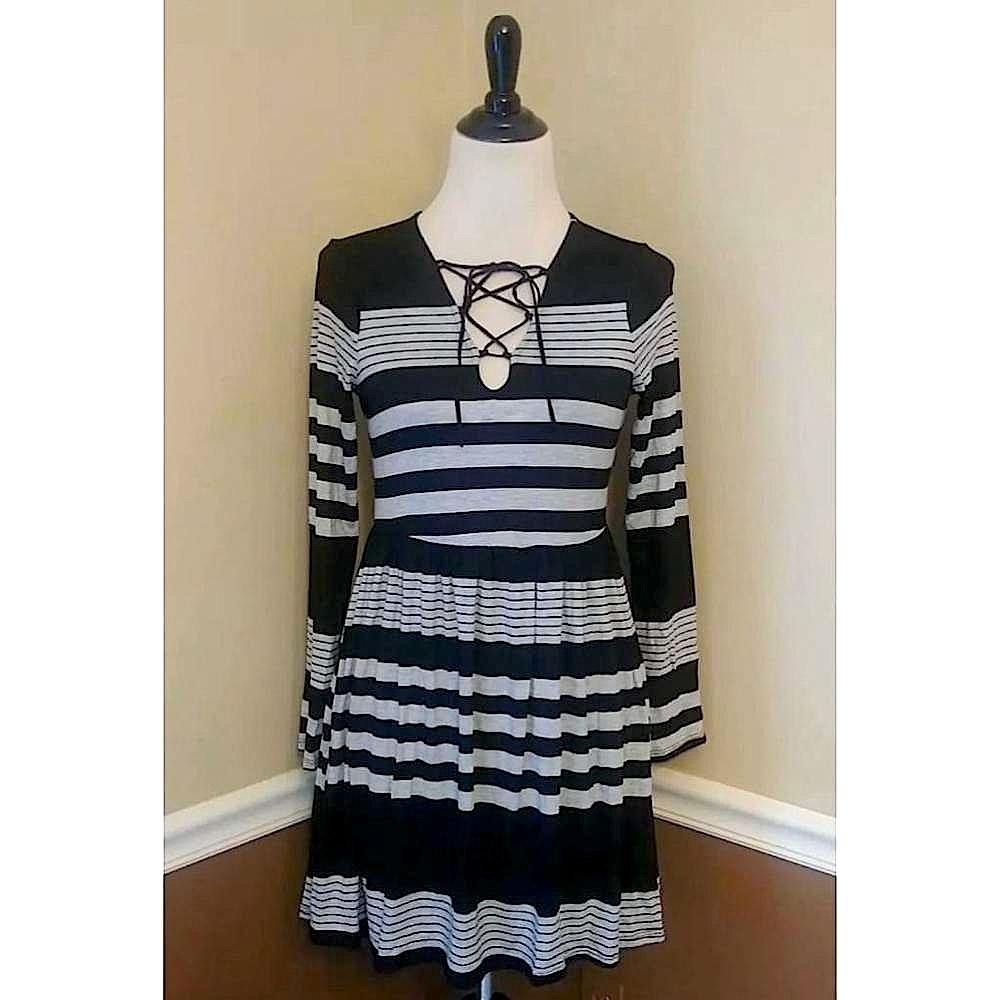 Black & Gray Striped Jersey Knit Long Sleeve Lace-Up Dress NEW Modcloth Fervour